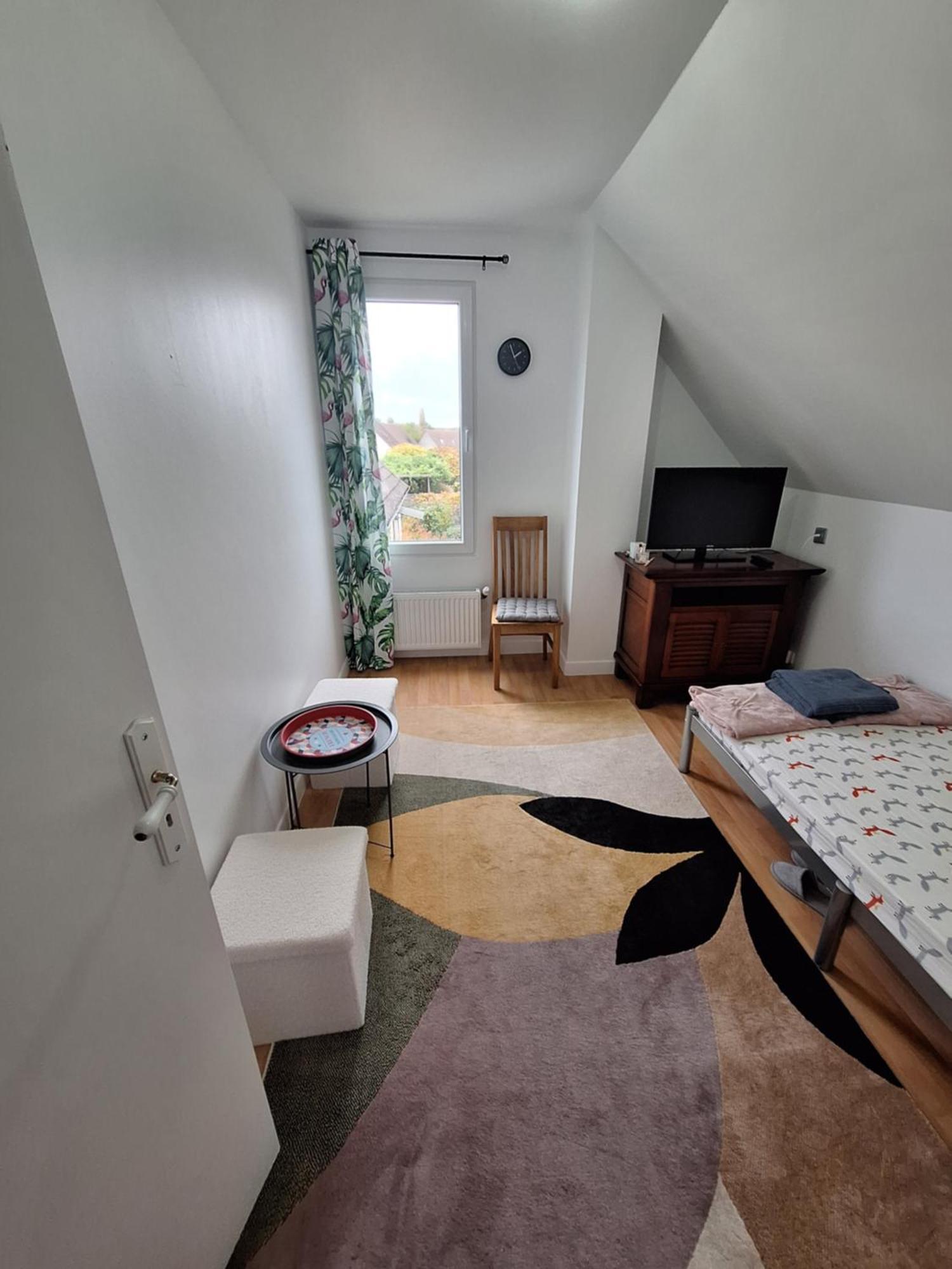 Chambres Et Table D'Hotes - Chez Paul Et Emilia Villers Cotterets Bagian luar foto